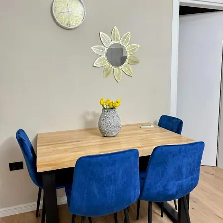 Διαμέρισμα Eta Modern And Cozy - Near Delijorgji Τίρανα